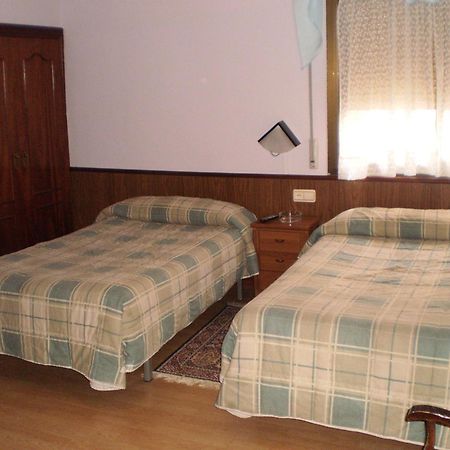 Hostal Hilton Бургос Екстер'єр фото