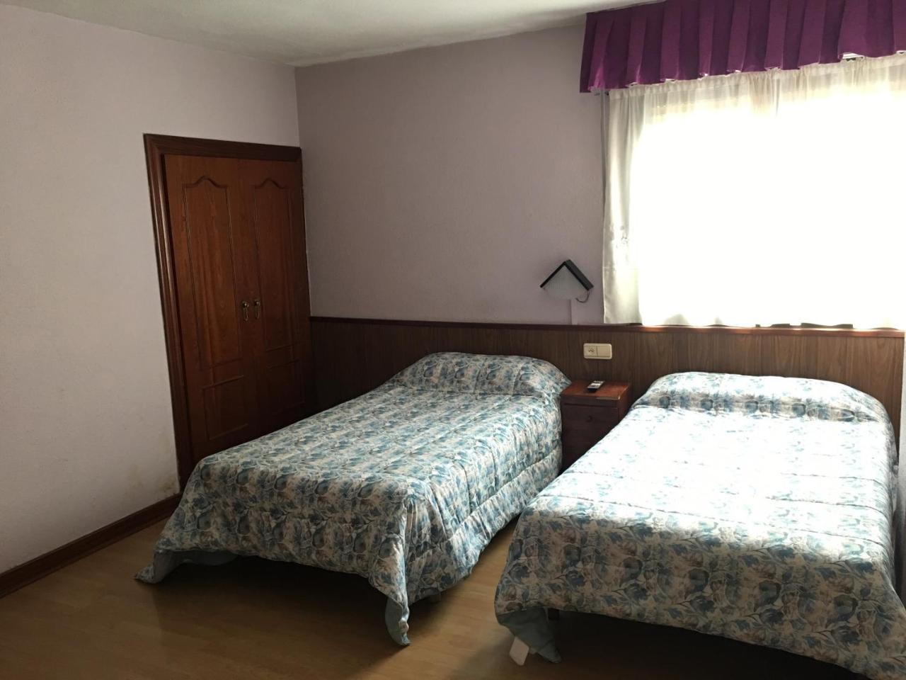 Hostal Hilton Бургос Екстер'єр фото