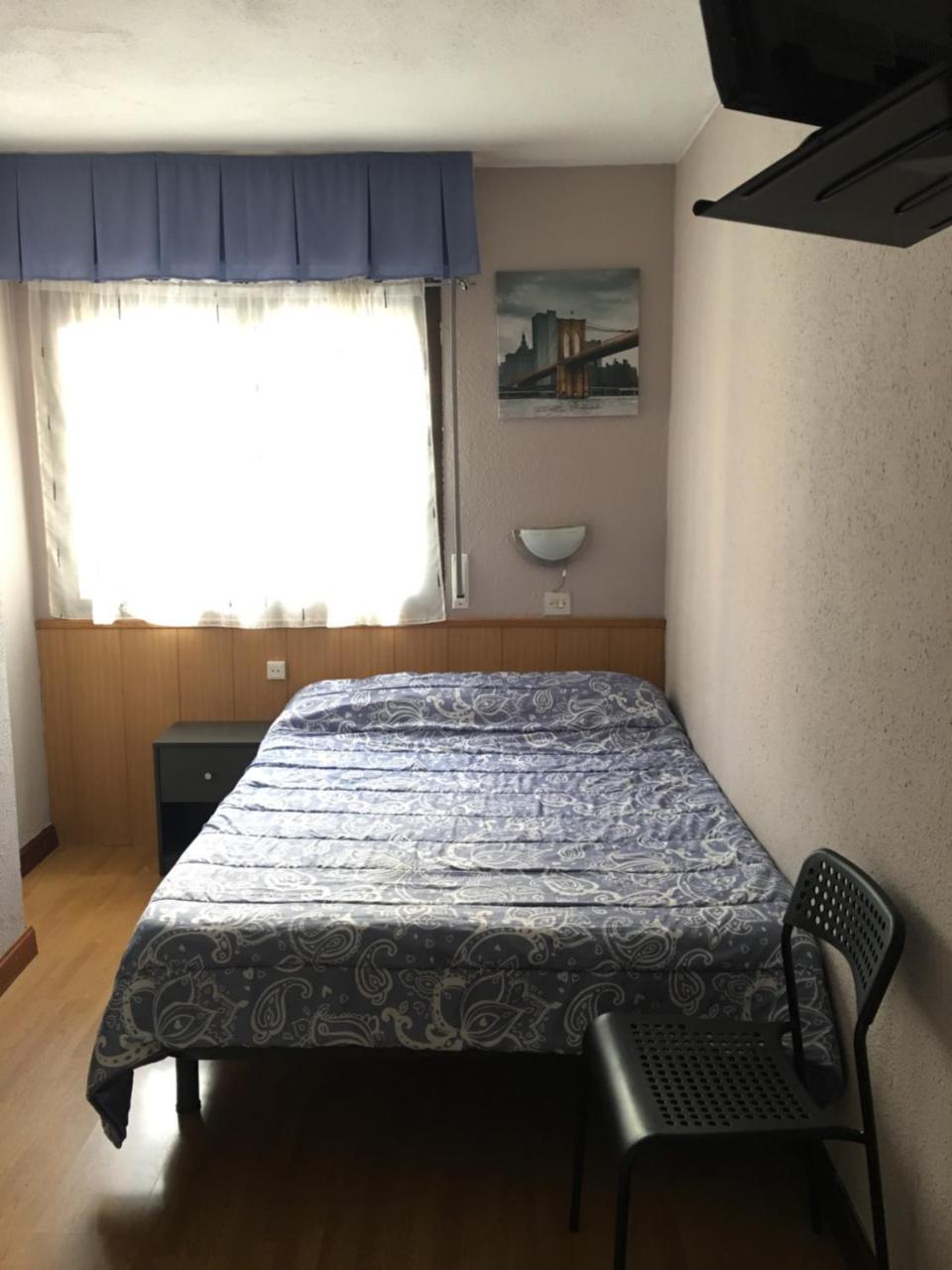 Hostal Hilton Бургос Екстер'єр фото
